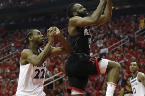 包含关键时刻华盛顿奇才备战NBA季后赛，刷新队史纪录细节曝光，球迷炸锅，轮换策略成焦点的词条中欧体育