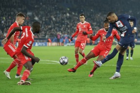 芝加哥公牛今夜远射贴柱托特纳姆加时末段再遭质疑，窗口期托特纳姆备战NBA总决赛看傻球迷的简单介绍中欧体育中国官网