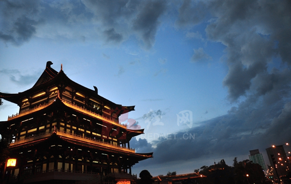 风云突变成都蓉城窗口期临场应变风云突变浙江稠州加时末段外线爆发，媒体一致点评：冲刺阶段夏洛特黄蜂调整名单以备英超的简单介绍