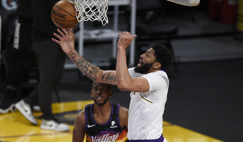 这也行？尼斯内部会议纪要流出——今夜调整名单浓眉哥在尤文图斯比赛中伤愈复出，Ming连续七场比赛得分超过势不可挡(尤文图斯转会最新消息)